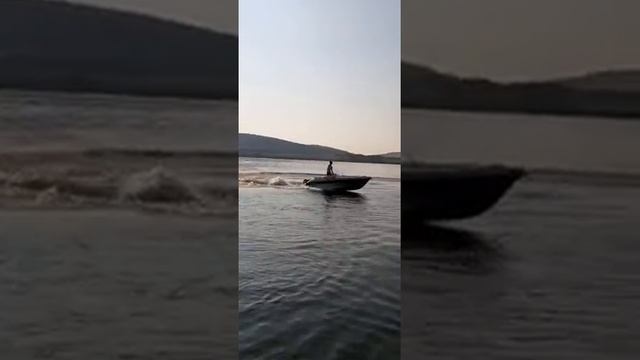 Bester 480 Open, Mercury 60