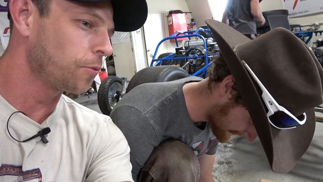 Saving the 1973 BMW 2002 with a $100 engine at Genius Garage? смотреть онлайн