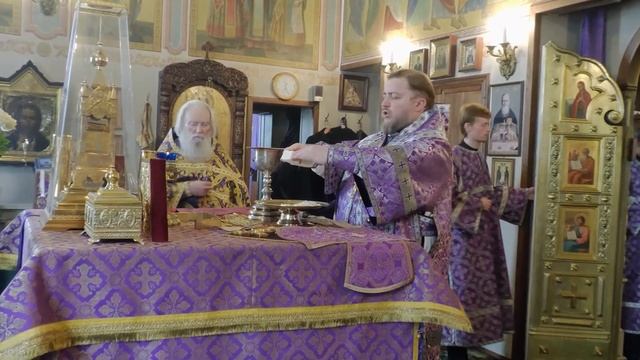 Епископ Сурожский Матфей в Богородском, Литургия св. Василия Великого смотреть онлайн