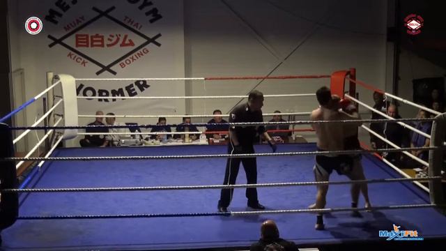 MAXIFIT/MEJIRO WORMER III - Chengiz Pinar vs Jesley van der Berg смотреть онлайн