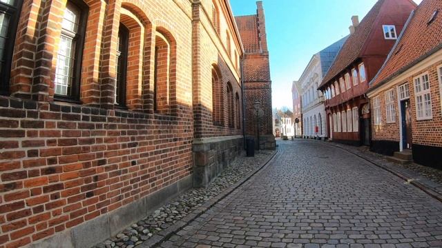 Дания ?? Жизнь в Дании. Самый старый город Рибе / RIBE. Жизнь  в Дании. Транспорт в Дании