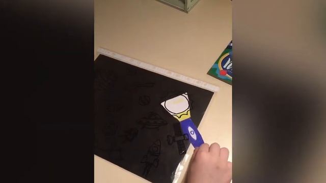 Развивающая игра с фонариком "Загадочный космос" смотреть онлайн