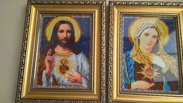 25. Оформлення католицьких ікон Найсвятіше Серце Ісуса та Непорочне Серце Пресвятої Діви Марії смотреть онлайн