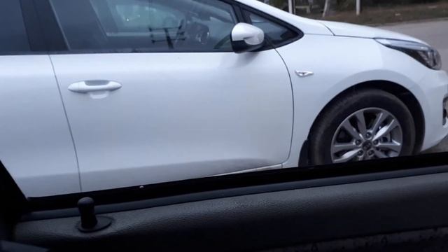 Противный скрип стекла смотреть онлайн