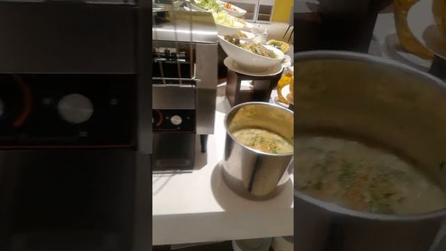 Dinner Buffet Acacia Hotel Davao... смотреть онлайн