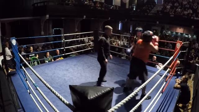 Ultra White Collar Boxing | Alloa | Jordan Sneddon VS Murtaza Saifee смотреть онлайн