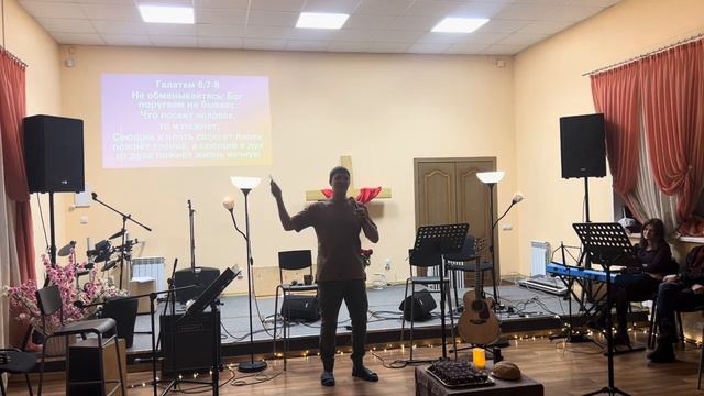 «Оборачиваюсь, чтобы смотреть вперед» Сергей Савченко смотреть онлайн