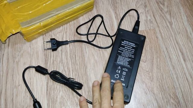 Распаковка электросамоката Kugoo m4 на 500 ватт, 48 вольт смотреть онлайн