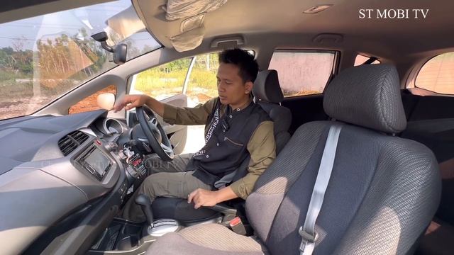 MOBIL YANG BEKASNYA MAHAL DAN SULIT DICARI | Jazz GE8 RS AT 2013 смотреть онлайн