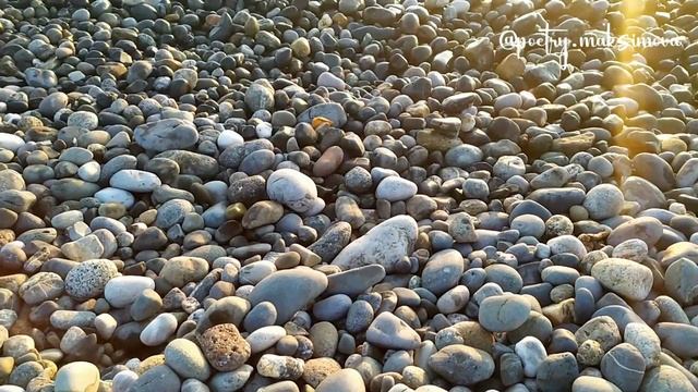 Ксения Максимова, стихотворение "Невесомость" смотреть онлайн