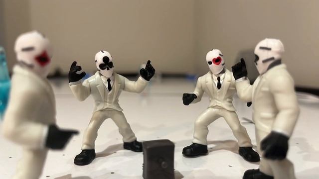 The Getaway Gang And The Aimbot (A Fortnite Stop Motion Project) смотреть онлайн
