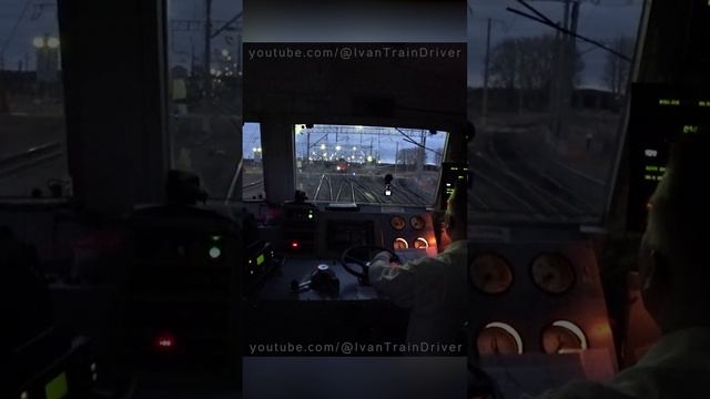 Прибываем на станцию Идель с пассажирским поездом смотреть онлайн