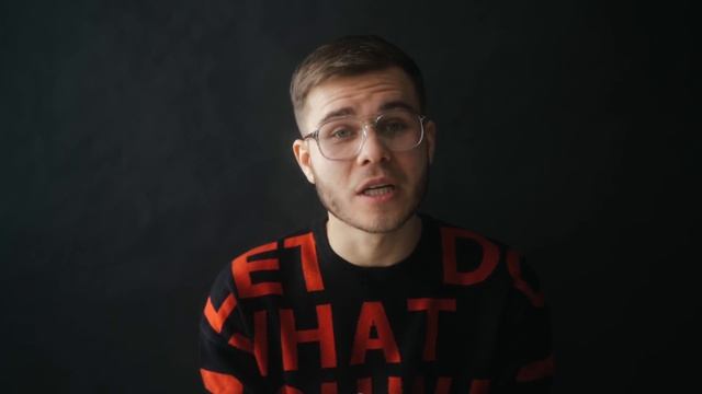 5 забытых дизайнеров XX века | История Моды с Анатолем Вовком смотреть онлайн