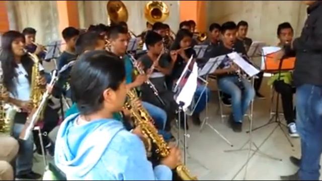 "SUFRO POR TI " BANDA DE MUSICA ; CIS #8, San Bartolome Zoogocho смотреть онлайн
