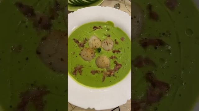 Суп пюре с горошком на Рождество 2022