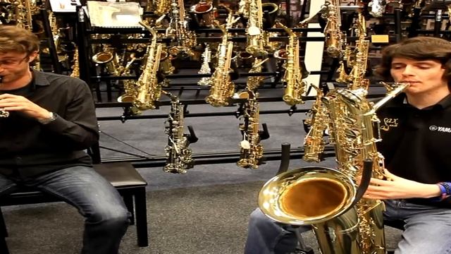 Sopranino & Bass Saxophone Duet смотреть онлайн