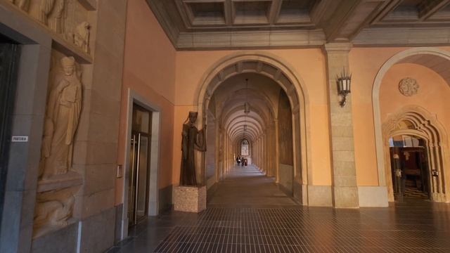 Tiny Tour | Montserrat Spain | A 1000 year old Monastery in the mountains 2020 смотреть онлайн