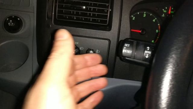 How to turn on high beam (full beam) headlights in Ford Transit смотреть онлайн