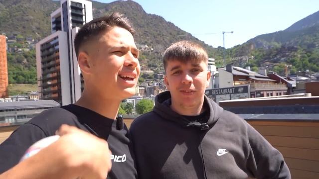 CONSTRUÍ un CAMPO de FÚTBOL en el HOTEL de MESSI! смотреть онлайн