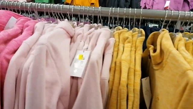 Утепляемся бюджетно Stadium Outlet зима 2022, Спортивные товары в Финляндии, Скидки, Что купила? смотреть онлайн