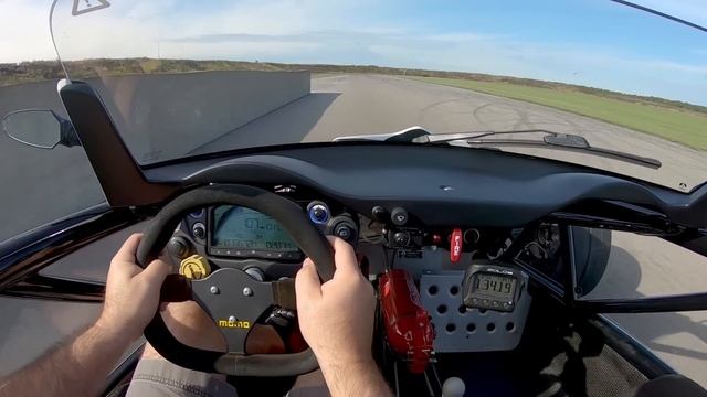 The 365HP ARIEL ATOM 3S Cannot be TAMED! смотреть онлайн
