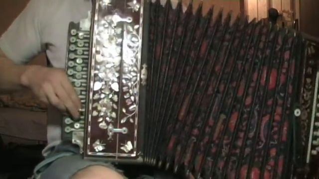 То не ветер ветку клонит - любительская гармонь. смотреть онлайн