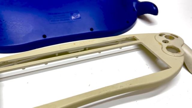 Gamecube Keyboard Restoration - Yellowed Plastic Retrobright смотреть онлайн