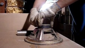 как снять магнит с динамика