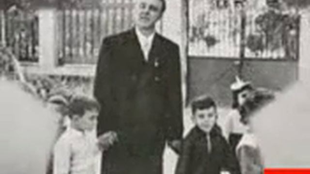 Enver Hoxha смотреть онлайн