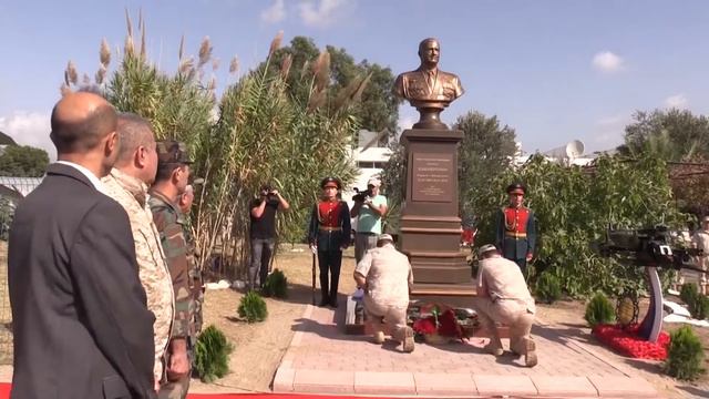 Открытие памятника Герою России полковнику Ряфагатю Хабибуллину на авиабазе Хмеймим в Сирии. смотреть онлайн