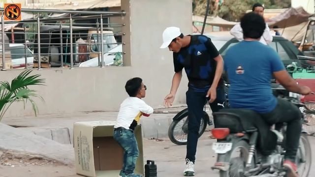 Fake Dog in Box - Funny Reaction - New Talent Pranks 2021 смотреть онлайн