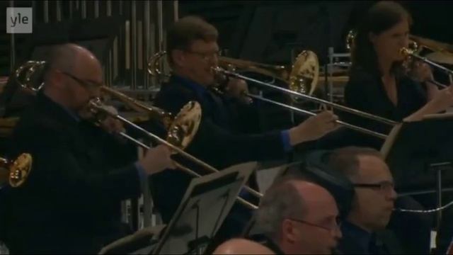 Sergey Khachatryan plays Jean Sibelius's Violin Concerto смотреть онлайн
