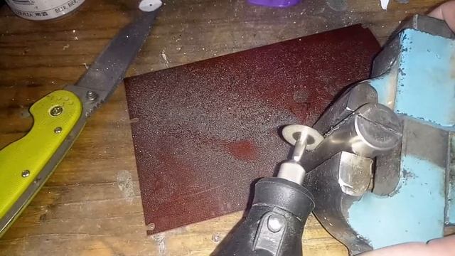 Что внутри аккумулятора 18650.Разрезаем,смотрим.