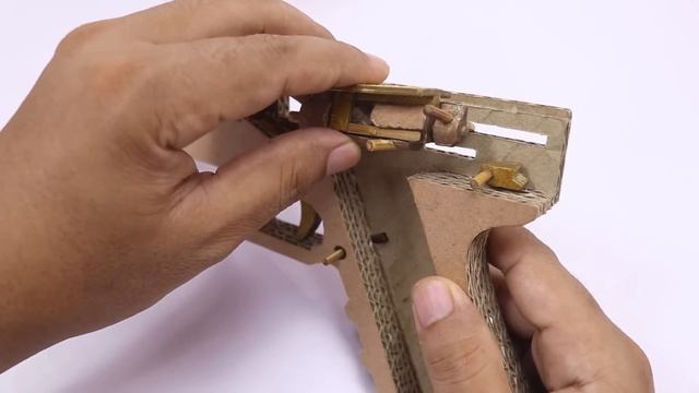 Amazing Shell Ejecting | DIY Cardboard Craft смотреть онлайн