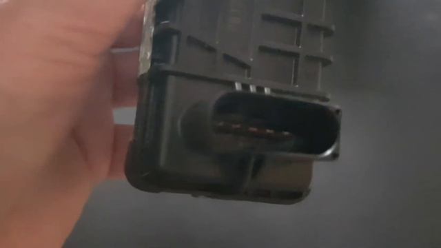 Cómo sacar actuador del turbo (Pérdida de potencia del coche) OM642 Mercedes-Benz смотреть онлайн
