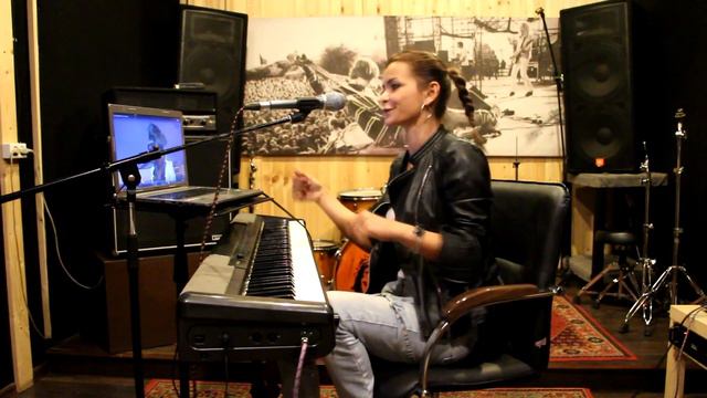 Учимся петь в манере. Выпуск №13. Lady Gaga.