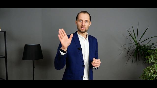 Как правильно использовать паузы? / Сергей Семенков: секреты публичных выступлений смотреть онлайн