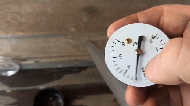 Насос после зимы.. Поломка манометра насосной станции.. Ремонт за 2 минуты