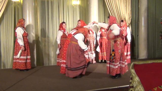Tradition. Folklore. Я по садику гуляла. Kalinka. Uroma. 보드카. смотреть онлайн