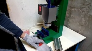 ВЛМ. Ручной пресс для литья пластмасс. Настольный станок термопласт.