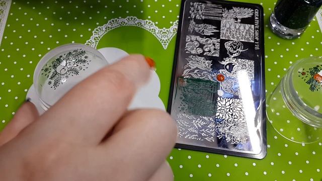 Раскрашенный стемпинг дизайн "Лиса под петрушкой" смотреть онлайн