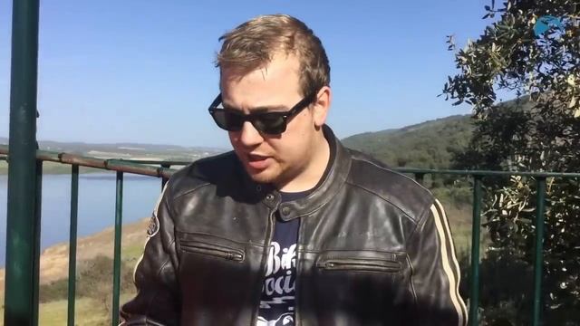 First Ride Review: Honda CBR500R and CB500F смотреть онлайн