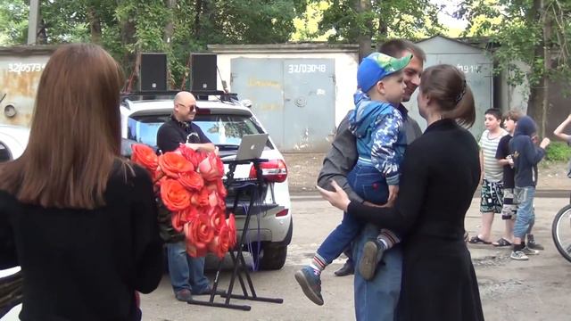 Лёха - парень то, что надо! Часть Вторая. Серенада под окном любимой! смотреть онлайн