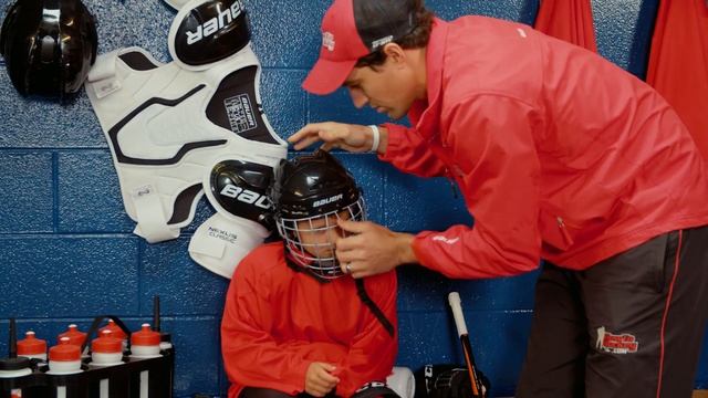 How To Fit a Hockey Helmet (7 Steps) смотреть онлайн