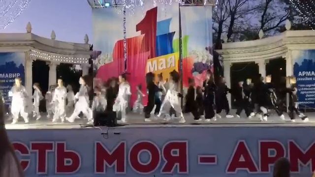 Мастерская танца Армавир площадь 1.05.2018г. смотреть онлайн