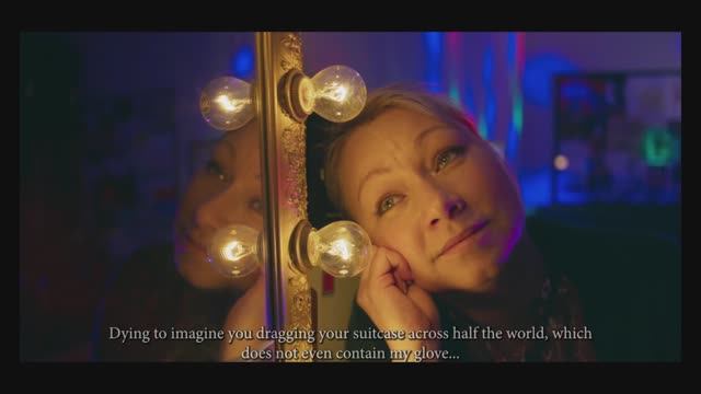 Короткометражный фильм "Голая в пальто» , (трейлер) смотреть онлайн