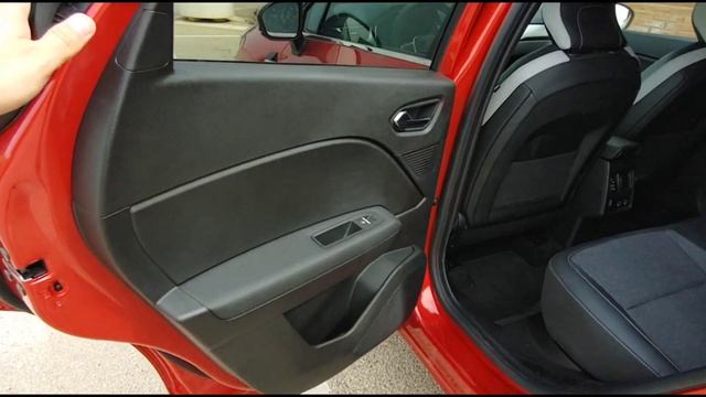 Renault CAPTUR /suv / test / review / prueba en español / motorgavira смотреть онлайн