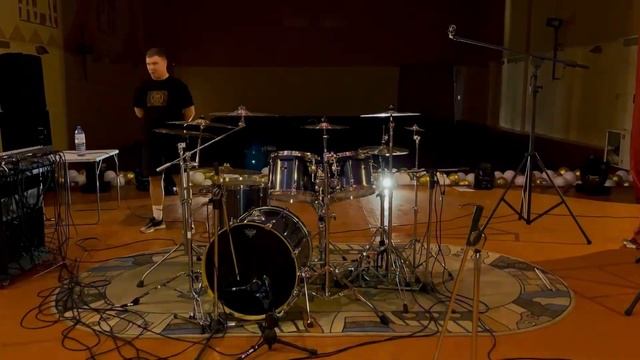 Процесс установки барабанов перед записью смотреть онлайн