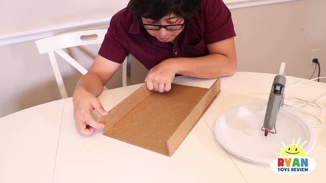 Make your own real working bubble gum with Ryan ToysReview смотреть онлайн