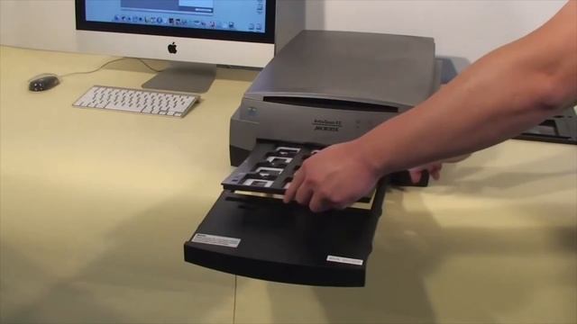 Microtek ArtixScan F2 A4 Graphic and Film Scanner смотреть онлайн